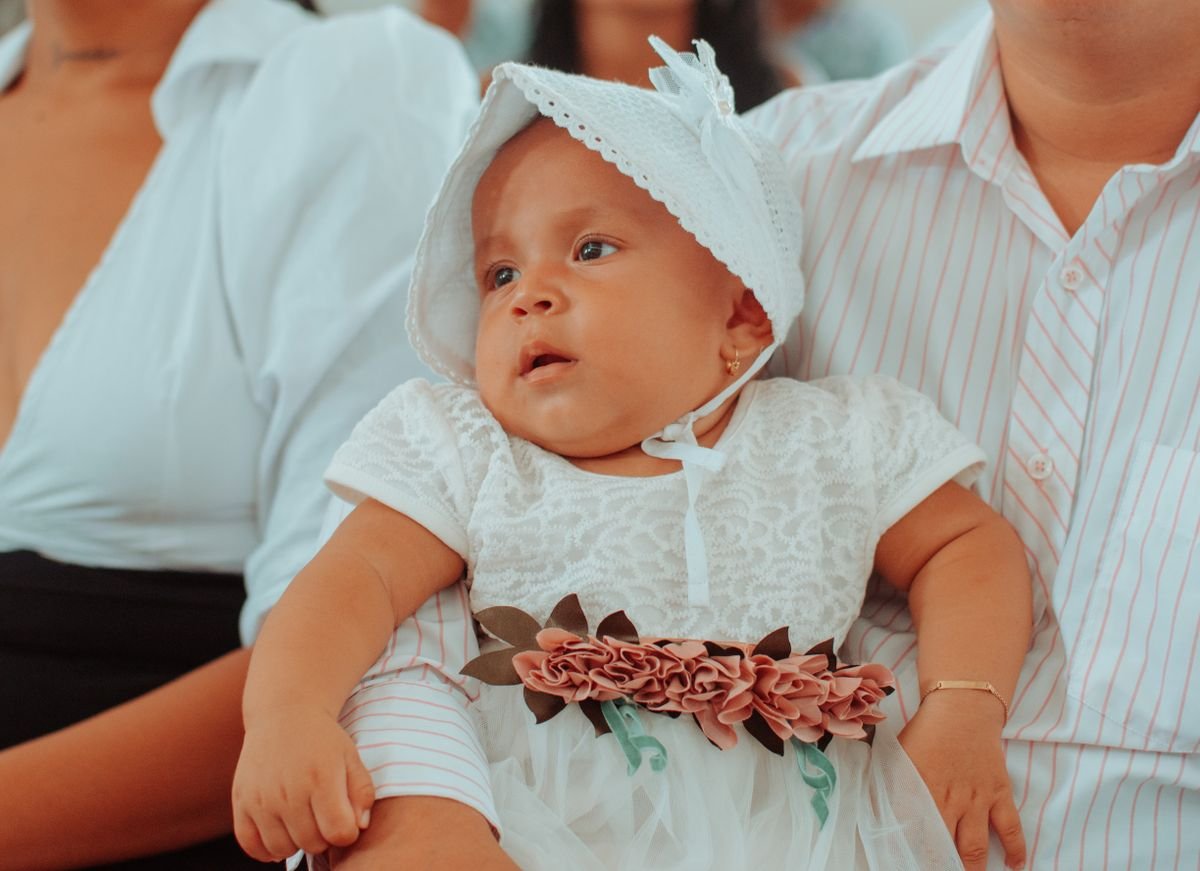Tenue de baptême bébé fille dentelle 0-6 mois