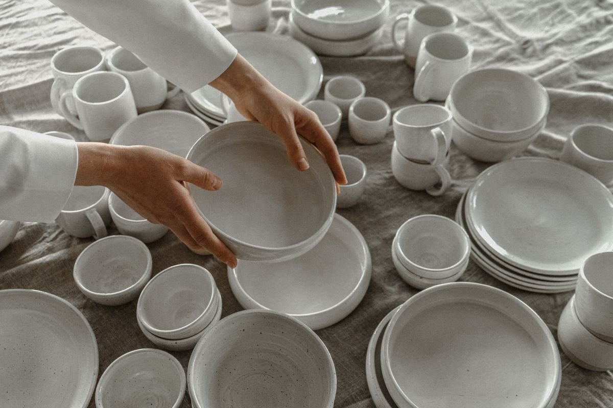 Service de table porcelaine 12 personnes 48 pièces