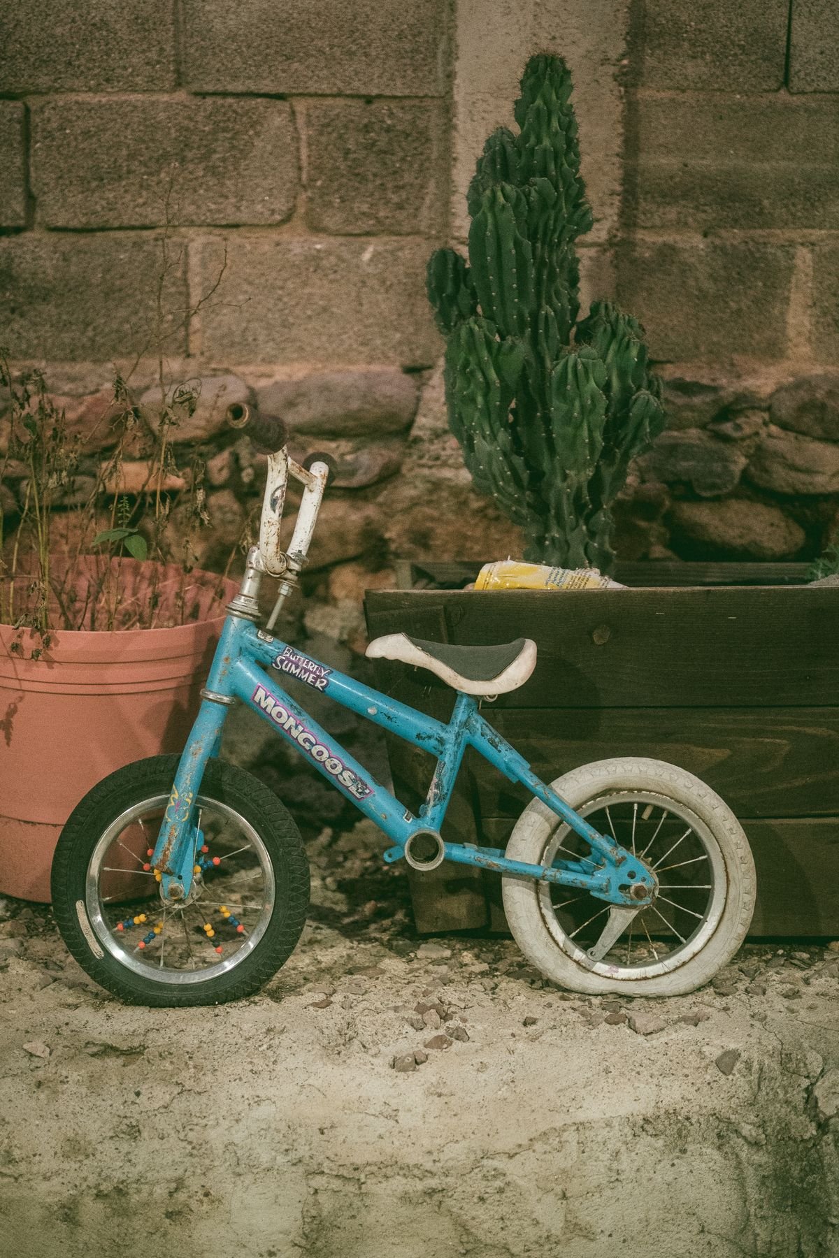 Vélo enfant 6-9 ans avec roulettes couleur bleue