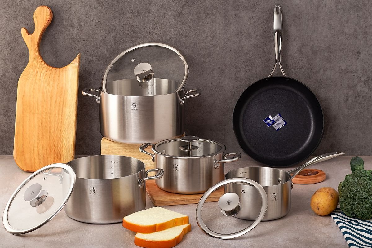 Batterie de cuisine inox 10 pièces fond induction