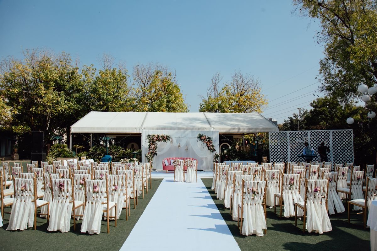 Location chaises tables et tentes pour cérémonie