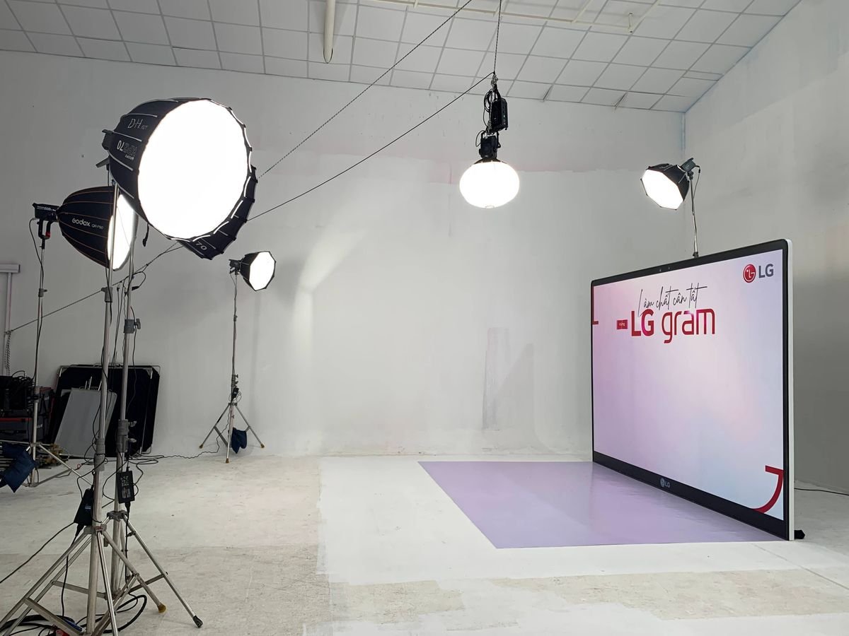 TV LG 43 pouces Full HD occasion tres bon etat