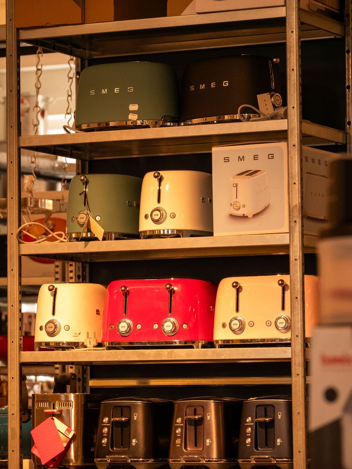Cuisinière mixte Smeg 5 feux four électrique