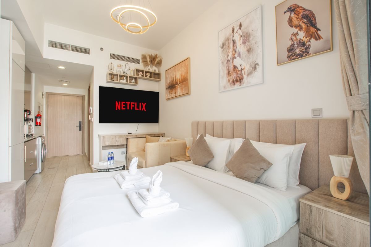 Studio cosy pour séjour touristique, wifi et TV câble/nuit