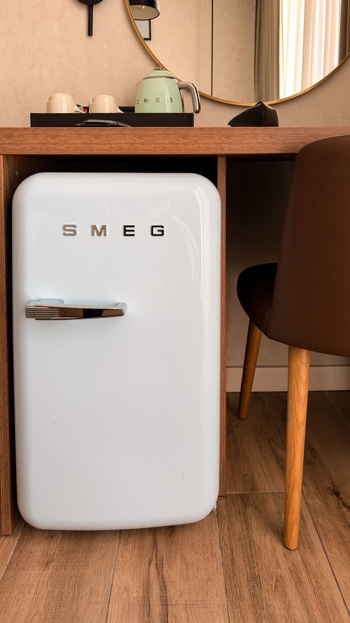 Réfrigérateur bar Nasco 90L mini chambre