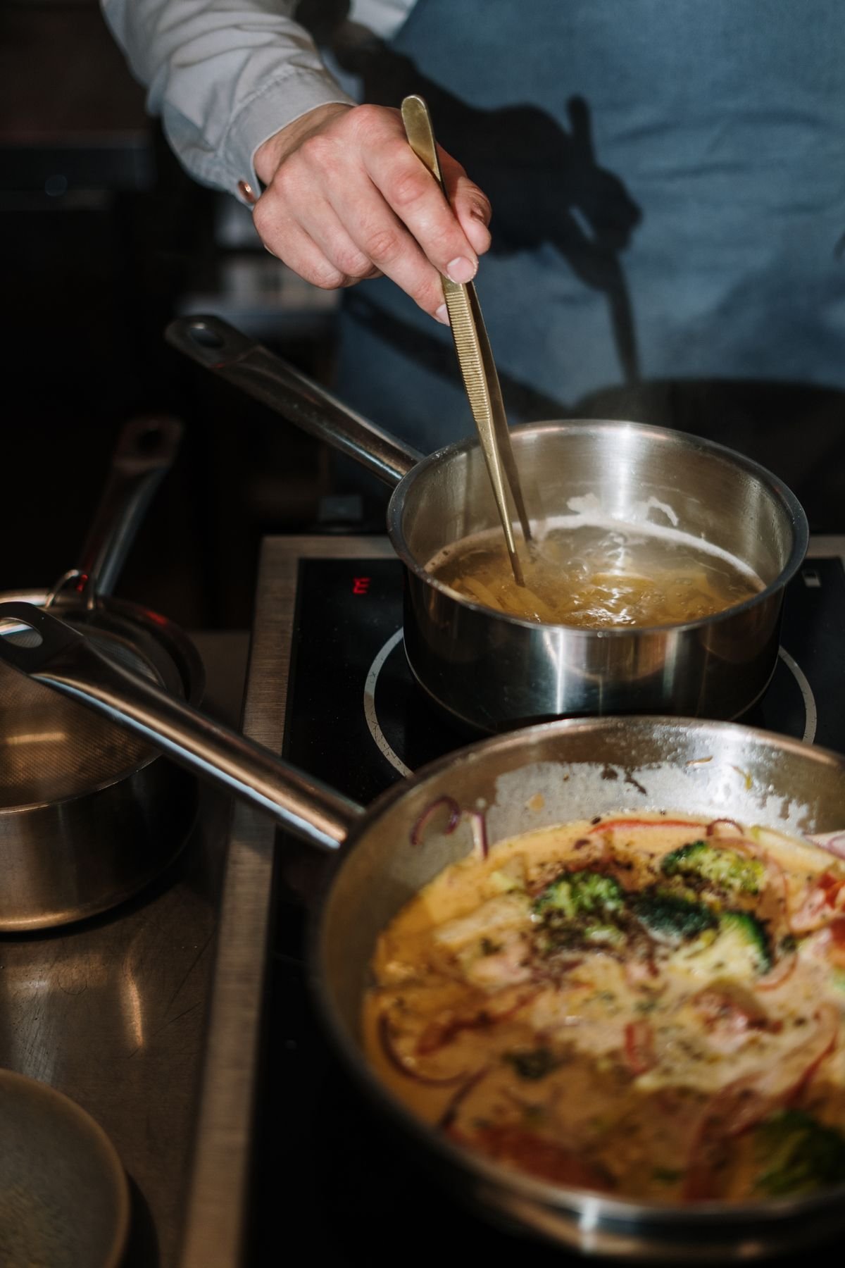 Cuisiniere experimentee cuisine ivoirienne et europeenne