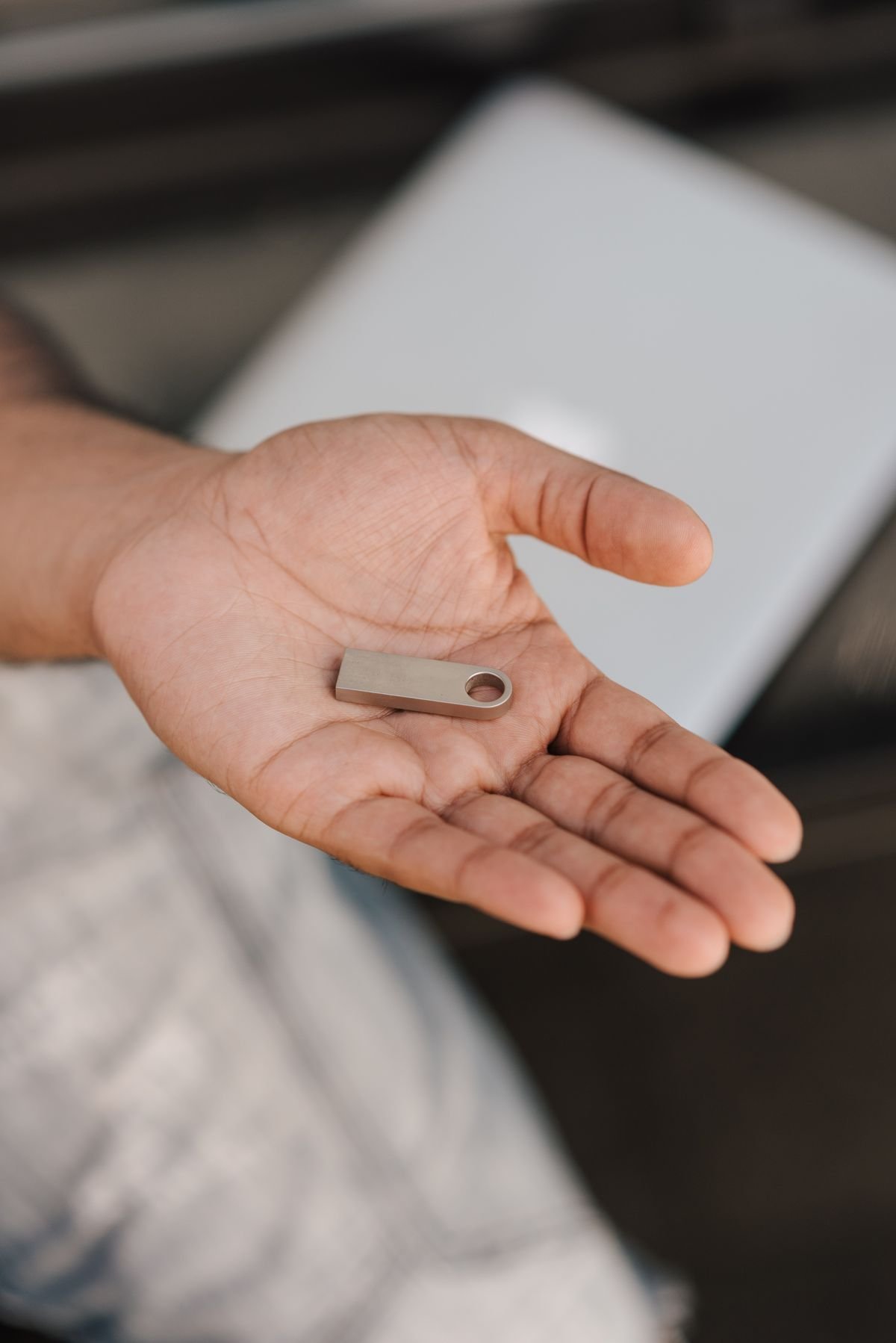Clé USB 64 Go pleine de musique coupé-décalé 2026