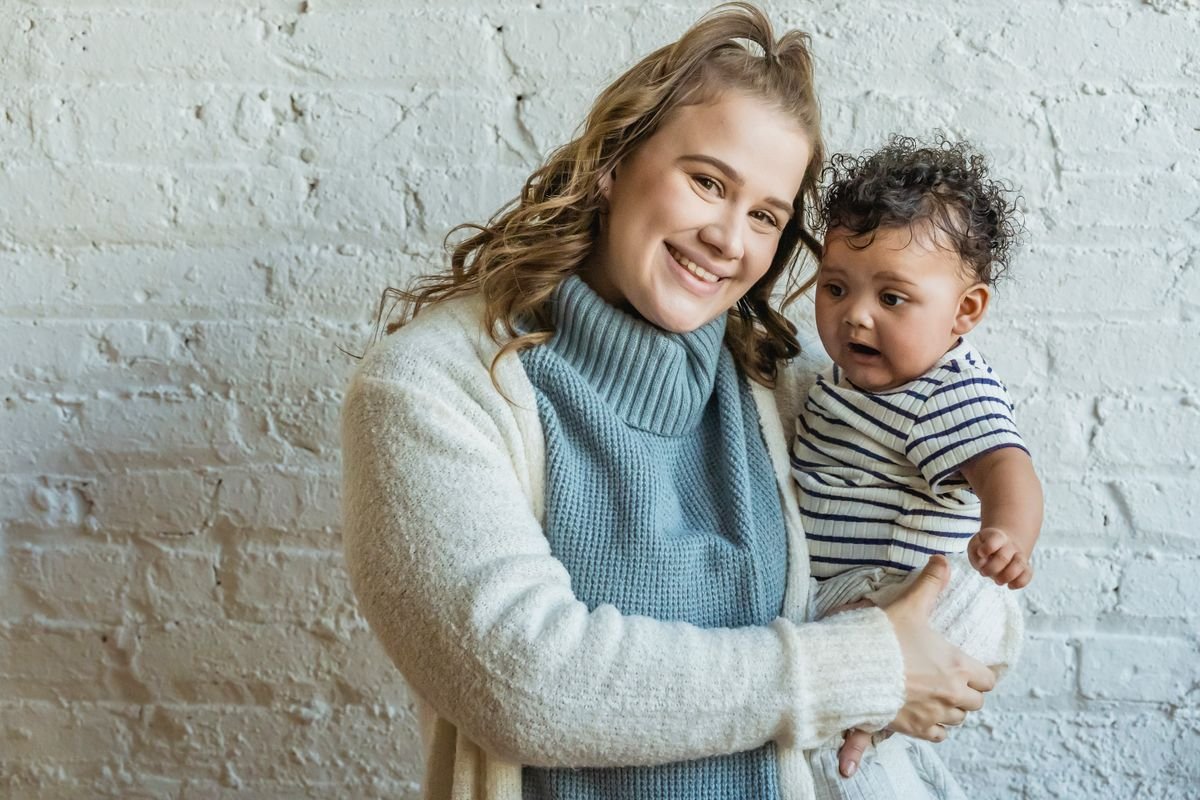 Nounou disponible garde bébé à domicile journée