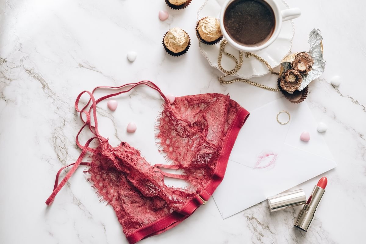Ensemble lingerie dentelle 2 pièces taille M rouge