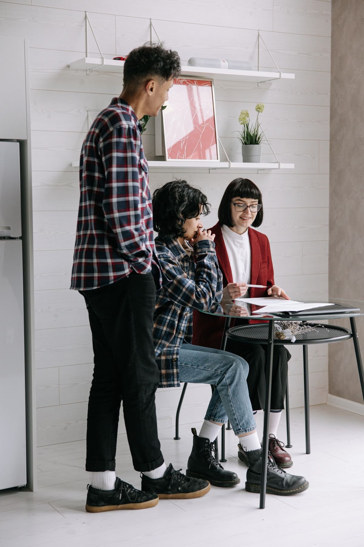 Coloc entre jeunes actifs, chambre meublée avec wifi