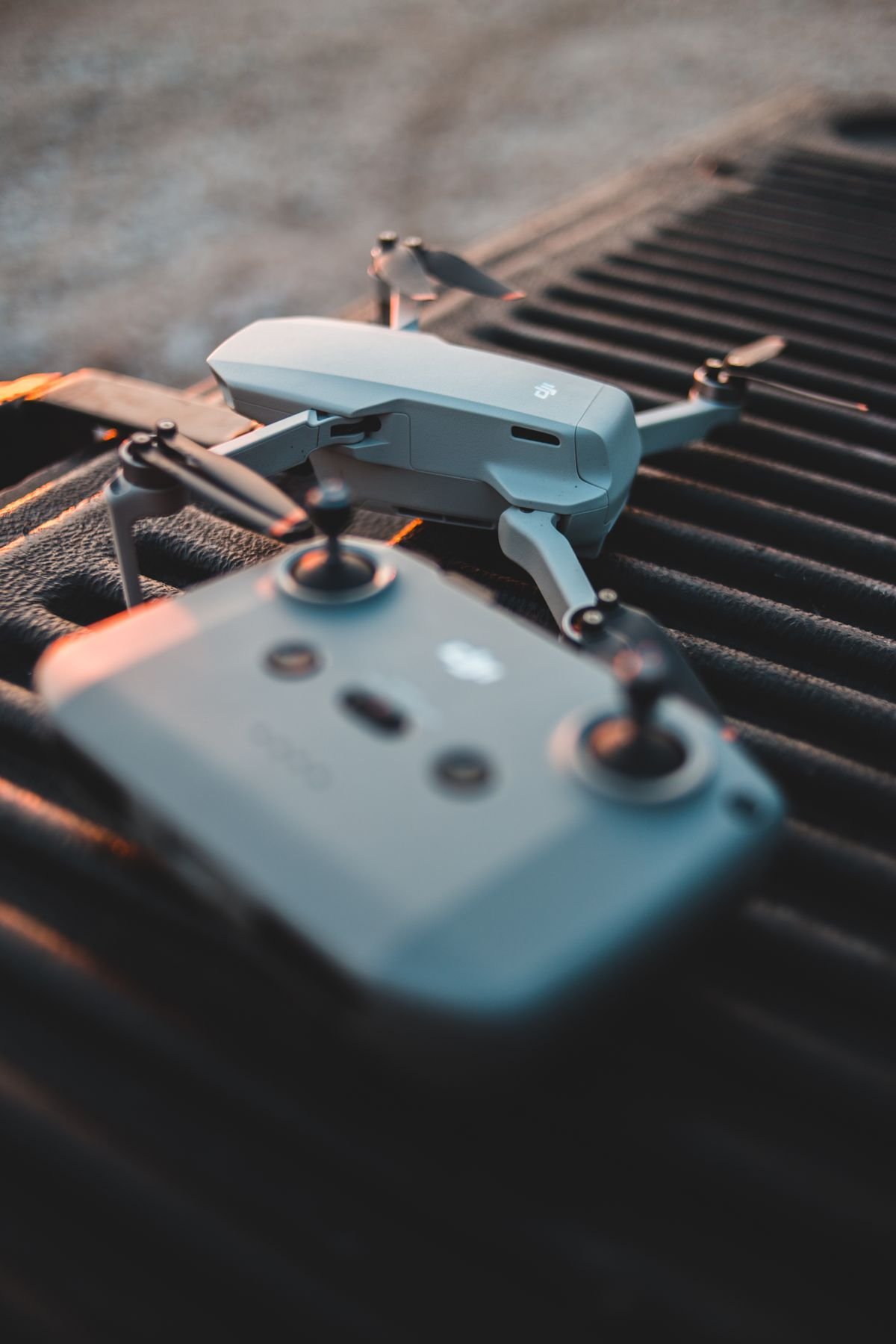 Drone DJI Mini 3 avec camera 4K et 2 batteries