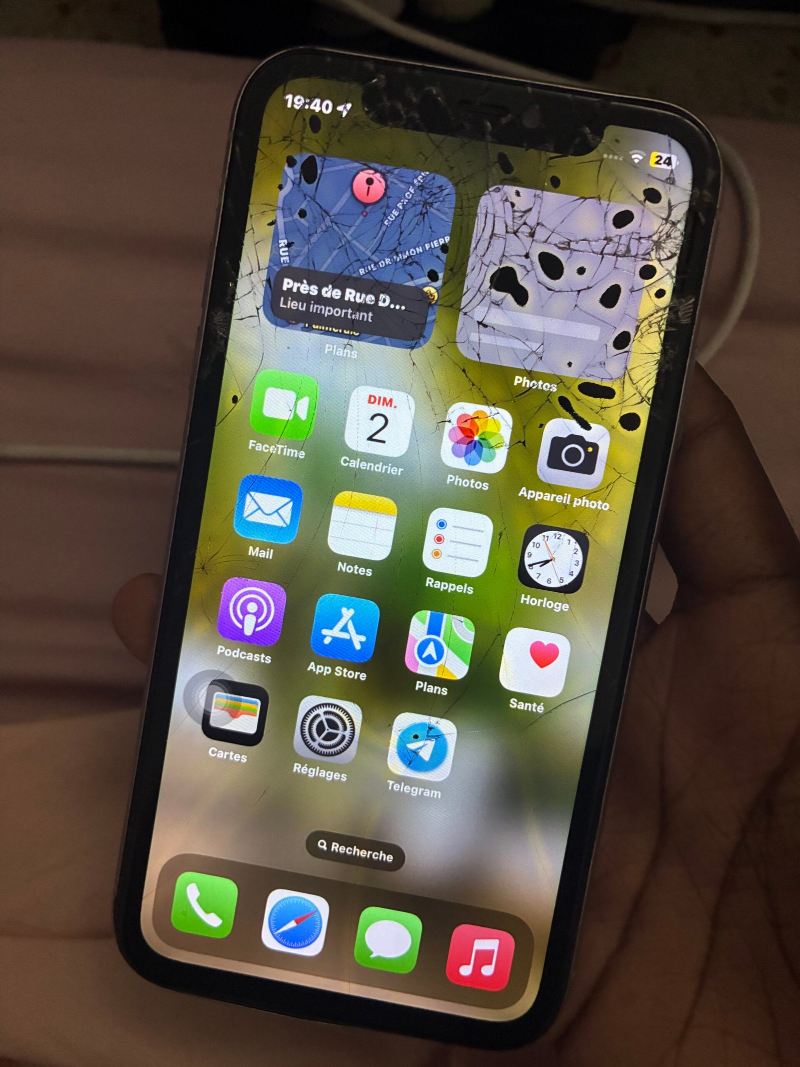 iPhone 11