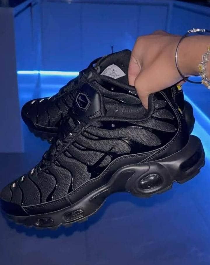 Chaussures TN